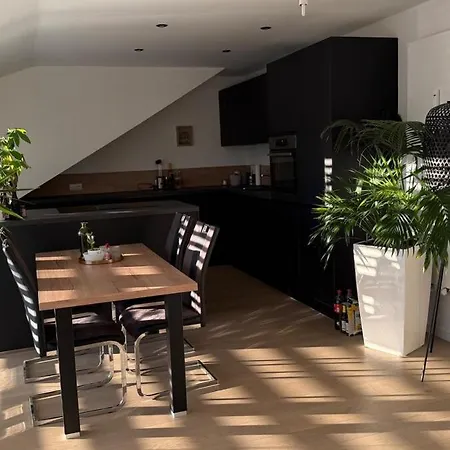 Penthouse In شقة *